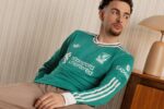 Jersey Ketiga Liverpool