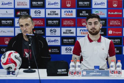 Prediksi skor persis vs semen padang