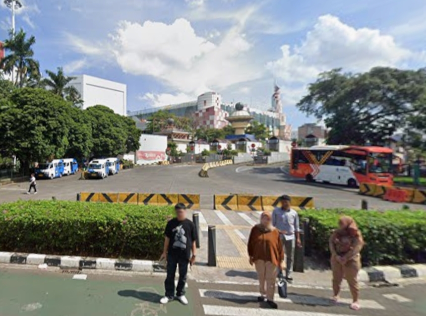 Blok M
