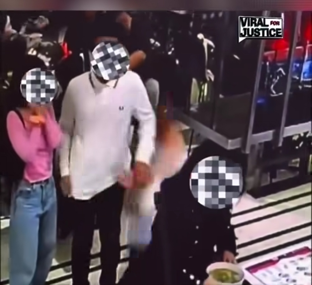 Seorang Wanita ditendang Pria di food court Senayan City