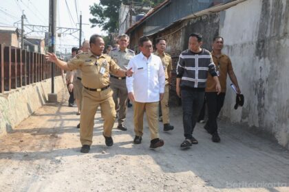 Jalan Sejajar Rel Pasar Minggu