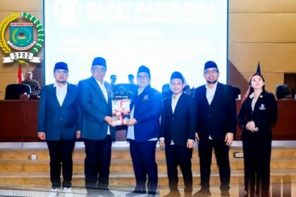 dprd kOta Tangsel, Rapat Paripurna