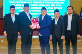 rapat paripurna dprd Kota Tangsel