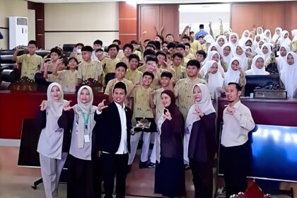 SD Islam Amalina, DPRD Kota Tangsel